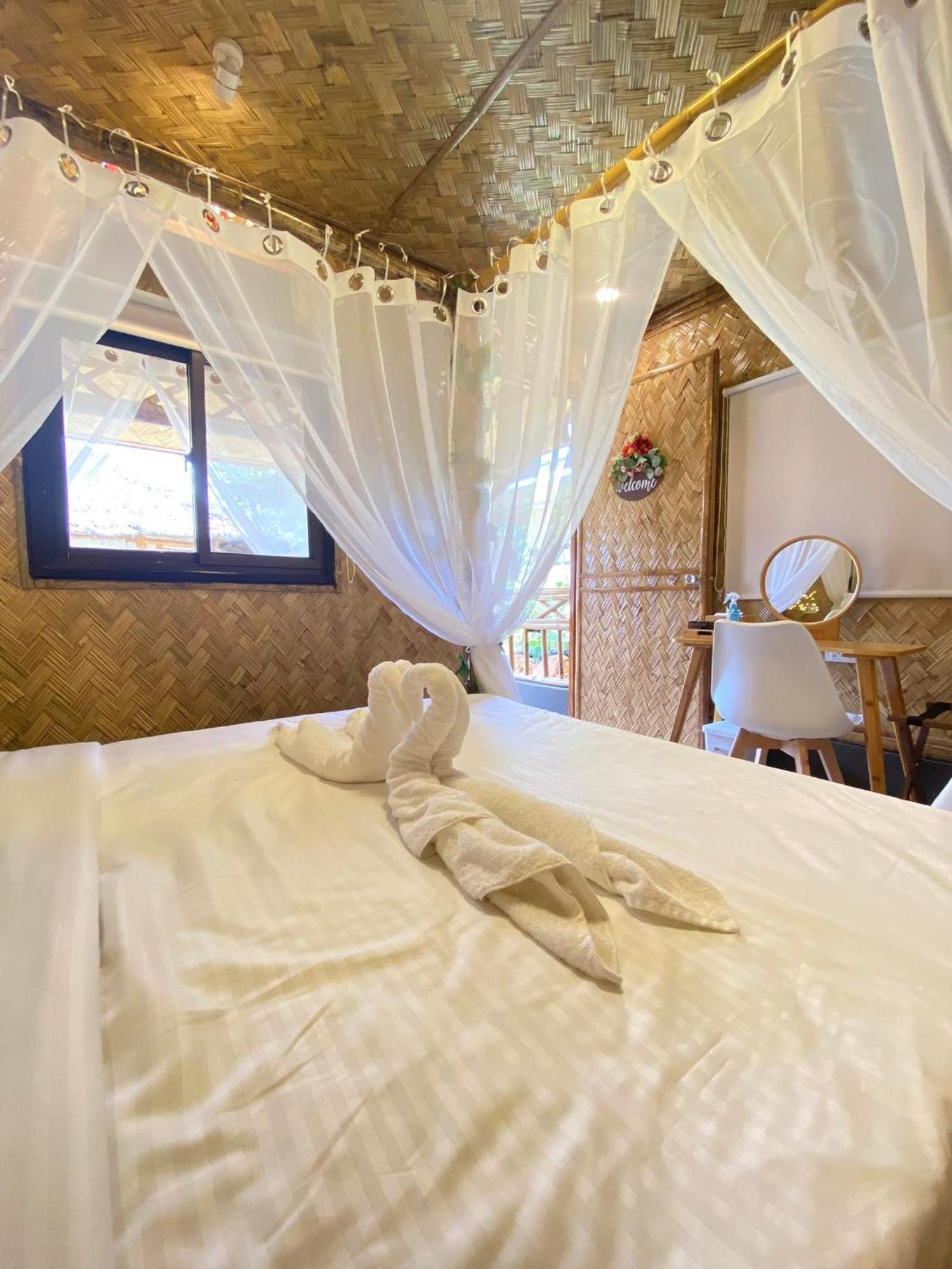 Hidden Haven Coron Apartment Bagian luar foto